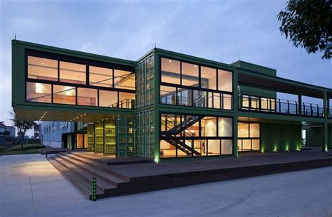 Shipping Containers Turned Into Cool Homes 18 Pics