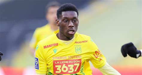 His potential is 77 and his position is st. FC Nantes - Mercato : un prétendant en moins pour Kolo Muani