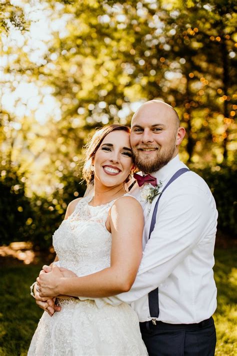 Chattanooga Tn Wedding Photography Bride And Groom Couple Photos In 2021 Wedding
