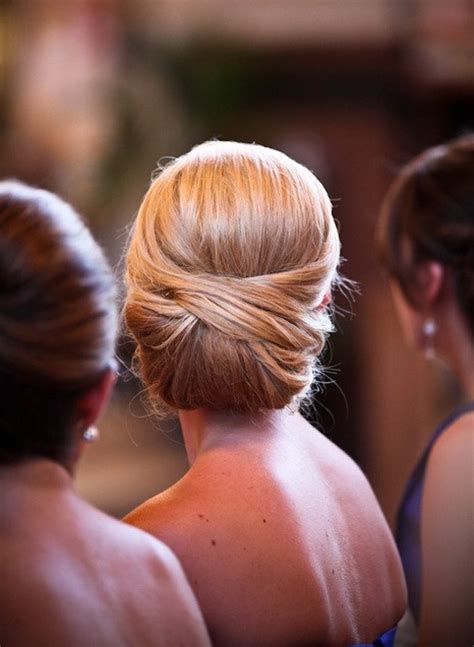 20 Glamorous Wedding Updos 2018 Romantic Wedding Hairstyle Ideas