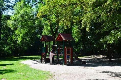 Maybe you would like to learn more about one of these? MILCHHÄUSL KIOSK MIT SPIELPLATZ IM ENGLISCHEN GARTEN ...