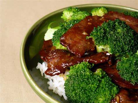 This is an easy and tasty beef with broccoli version that i enjoy eating with warm rice. Dinner | Food People Want