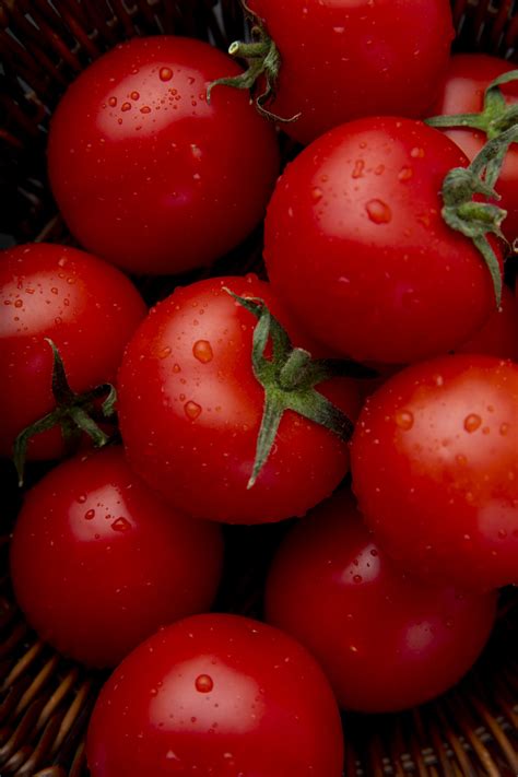 Tomato woes: restaurants struggle with rising prices and limited