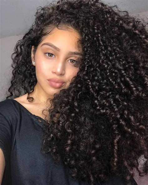 If you are transitioning from chemically relaxed hair, you have to choose whether to do a big chop and cut off all the permanently straightened hair. Foods To Eat To Grow Long Curls | CurlyHair.com