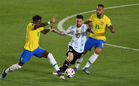 Argentina Cưa điểm Với Brazil Trong Trận Cầu Bạo Lực
