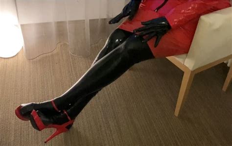 black and red latex fetish couple 40 pics xhamster