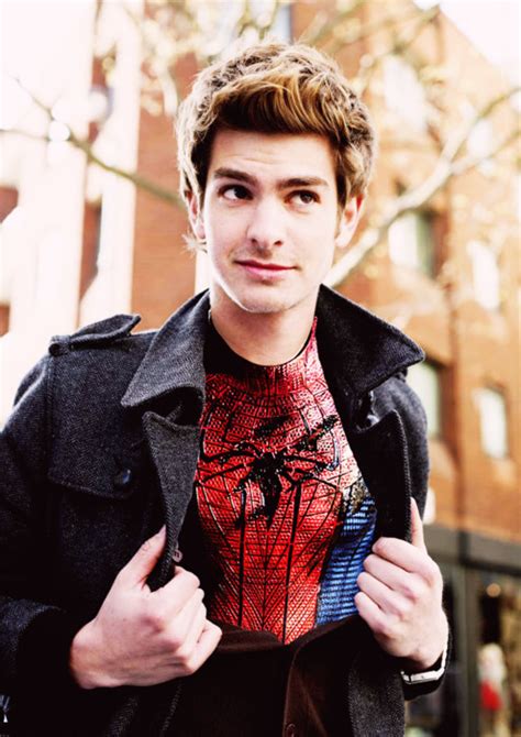 ¡primeras imágenes de andrew garfield como spiderman! Peter Parker - image #4238540 by sarahswlon on Favim.com