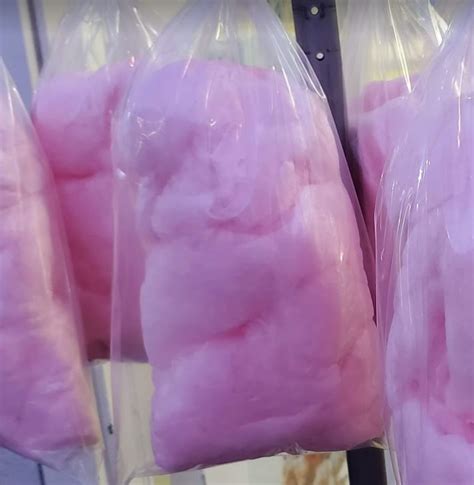 Cotton Candy A Traditional Sugary Treat Gets A New Spin Glutto Digest