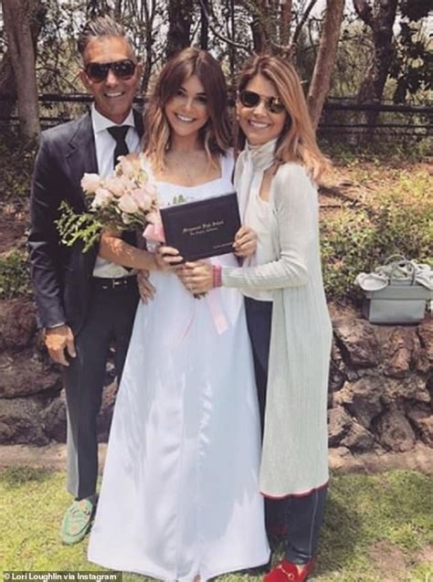Olivia Jade Giannulli And Sister Bella Surprised Dad Mossimo By