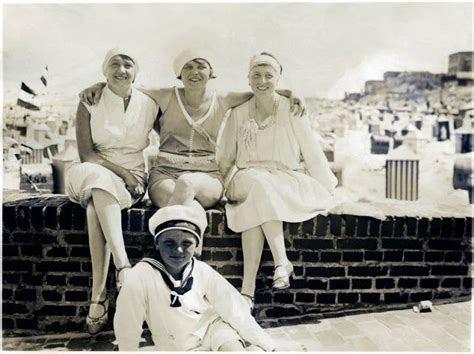 Realities Of The Twenties 45 Cool Snaps Show How Well They Dressed