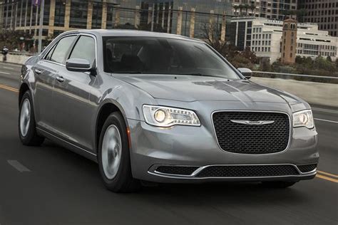 One is a 2013 and one is a 2014.exact same truck, 2014 has more miles and 2013 has less.so what is the main difference between these if any? 2015 Chrysler 300 vs. 2015 Dodge Charger: What's the ...