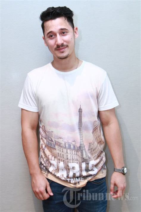Perjalanan cinta mereka yang nggak terekspos hingga menikah bikin penasaran warganet nih. Nino Fernandez, Foto 2 #1606513 - Tribunnews.com