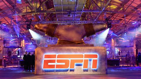 Espn Fires Kelly Stewart From Betting Analyst Role After Past Tweets