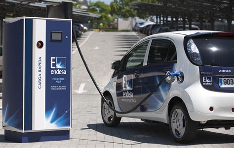 Vehículo Eléctrico Habra 2000 Puntos De Carga De Coches Eléctricos En