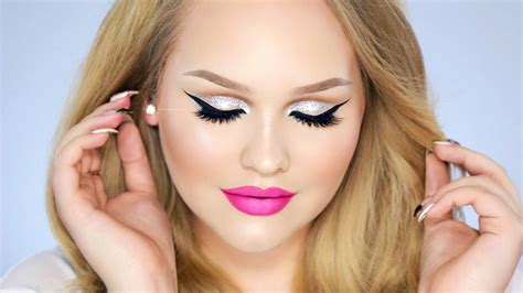 Glitter Cut Crease Hot Pink Lips Makeup Look