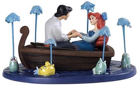 wdcc disney classics the little mermaid eric and ariel kiss the girl 11k 46096 0