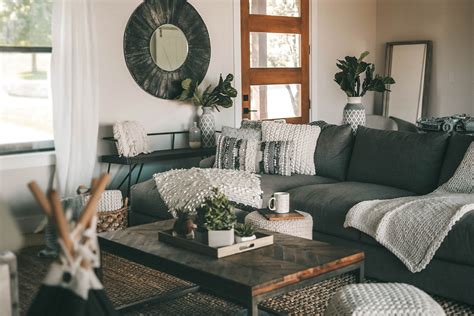How To Create A Cozy Living Room Dressed To Kill