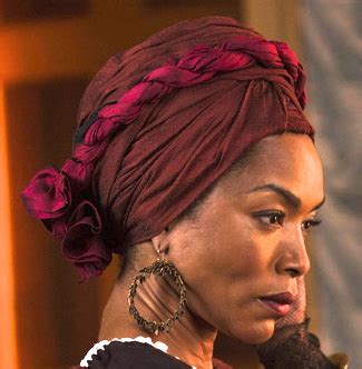 Coven Premiere Is Most Watched American Horror Story Ever Eurweb