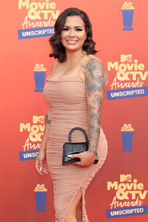 Teen Mom Briana Dejesus Goes Braless Shows Off Her Curves In Very Low Cut Top After Revealing