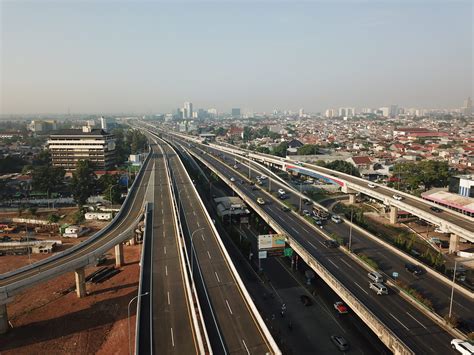 Jalan Tol Bekasi-Cawang-Kampung Melayu (Becakayu) Seksi Koneksi - PT