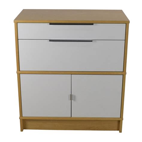 This kitchen island is perfect for your limited space, it works as a dining table and a worktop to prepare food. 65% OFF - IKEA IKEA Storage Cabinet / Storage