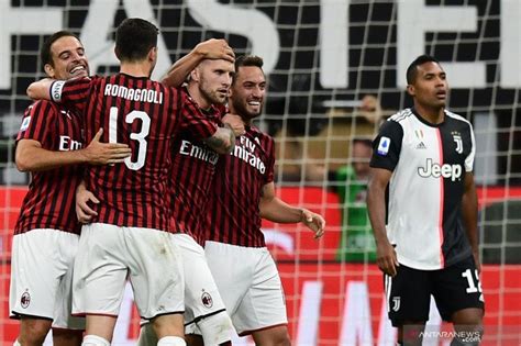 Kemenangan tipis juventus lengserkan inter milan dari puncak klasemen. Klasemen Sementara Liga Italia, Ketat! - Olahraga JPNN.com
