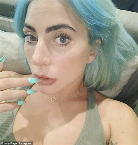 Lady Gaga Matches Her Nail Extensions To Her Aqua Locks For A Selfie