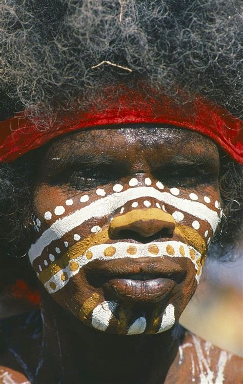 Aboriginal Face Paint Female Traditional Aboriginal Face Painting