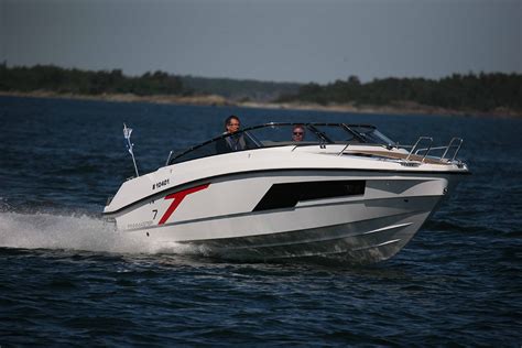 Cuddy cabin boat manufacturers design these boats with versatility in mind. 10 best cuddy cabin powerboats - boats.com