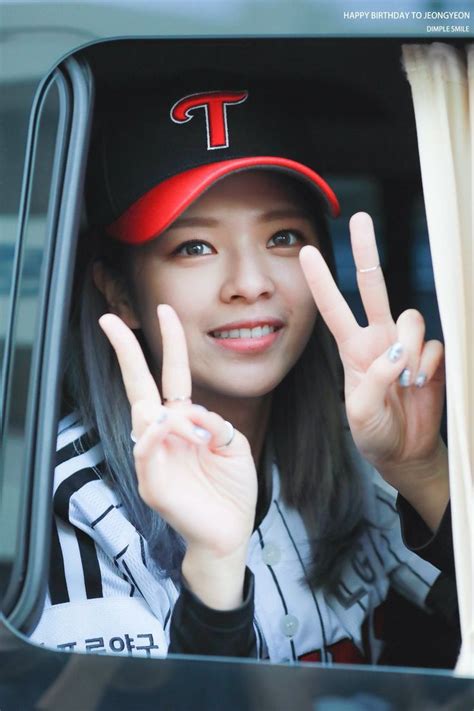 Happyjeongyeonday Jeongyeon Fandoms Twice Thumbs Up
