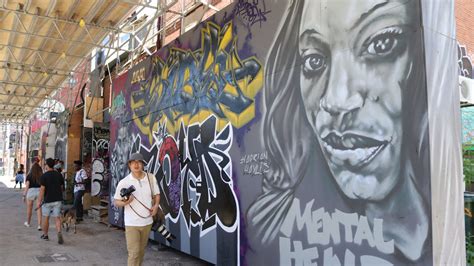 Artists Fill Torontos Graffiti Alley With Black Art As Sign Of Protest