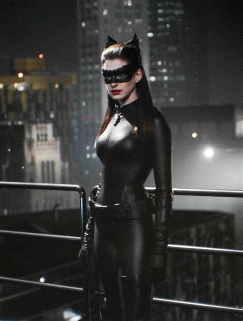 Black Widow Vs Catwoman Movie Versions Battles Comic Vine