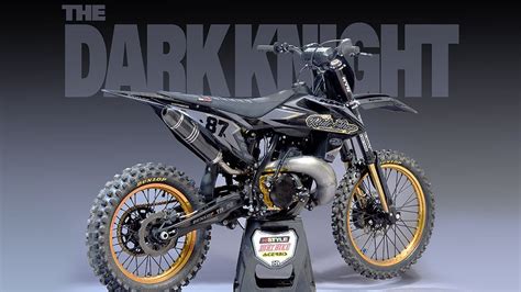 Ktm 500cc Two Stroke Dark Knight Project Raw Dirt Bike Magazine Youtube