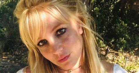 Britney Spears Deletes Instagram After Sparking