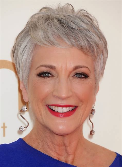 Trendy Short Hairstyles For Older Women You Should Try Short Hair