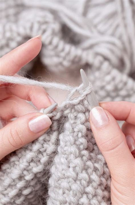 This method is used the most frequently. Cast Off Knitting Methods in 2020 | Casting off knitting ...