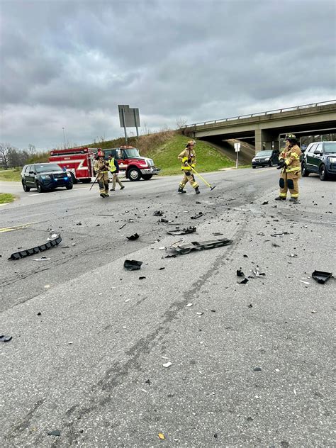 Vehicle Accident Middle rd/... - Fulton Fire Department