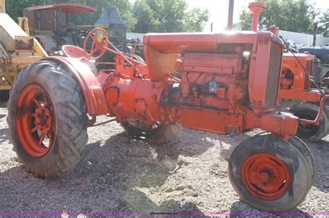 Allis Chalmers Uc 1350 Tractor In Kansas City Ks Item A2392 Sold