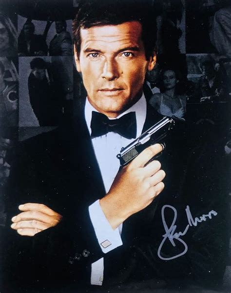 James Bond 007 Sir Roger Moore As 007 In Classic Pose Catawiki