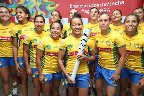 Principal masculina, principal feminina, base masculina, base feminina. Seleção Brasileira Feminina de Rugby Participa de ...