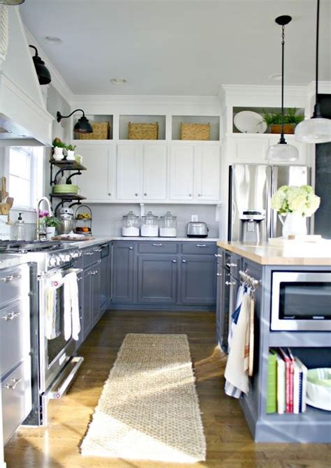 27 Trendy Two Toned Kitchen Designs Youll Like Digsdigs