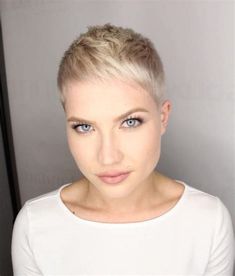 50 Current Ideas Of Most Flattering Short Hairstyles For Round Faces