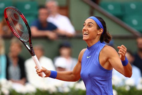 Born 16 october 1993) is a french professional tennis player. Caroline Garcia bat Alizé Cornet 6-2, 6-4 et se qualifie ...