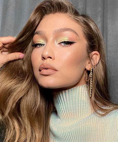 The Best Celebrity Makeup Looks To Recreate In 2020 In 2020 Celebrity