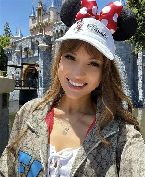 Anna Blossom At Disney R Hotgirlsatdisneyland