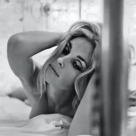 Beauty Valley Sharon Tate Photographed By James Silke