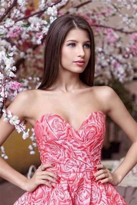 yana dobrovolskaya contestant from russia for miss world 2016