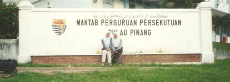 Skim perlindungan insurans kesihatan pekerja asing. Physics is life: Album Kenangan