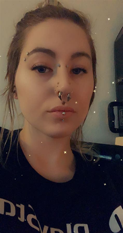 Stretched My Septum To A 4g Bc I Love Poor Life Choices Rpiercing