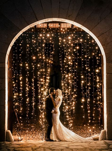 Twinkle Lights For Weddings Were Huge In 2019 So Much Magic Night Wedding Photos Night Time